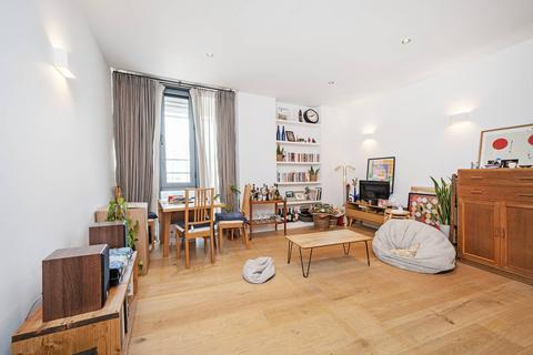 2 bedroom flat for sale, The Arthaus, Hackney, London, E8