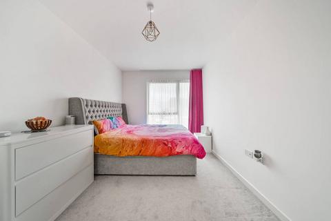 undefined, Hargrave Drive, Harrow, HA1