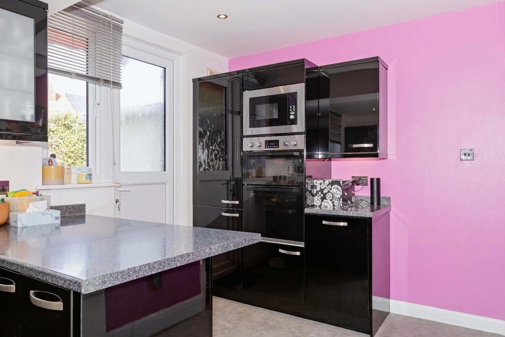 Lancing Close 16.jpg