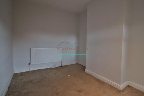 3 bedroom terraced house to rent, Victoria Road, Rushden