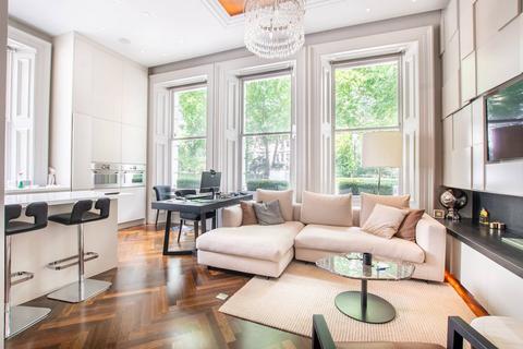 1 bedroom flat for sale, Cornwall Gardens, South Kensington, London, SW7