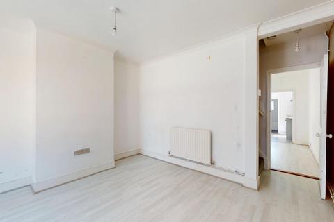 3 bedroom terraced house for sale, Dover Road, Northfleet, Gravesend, DA11