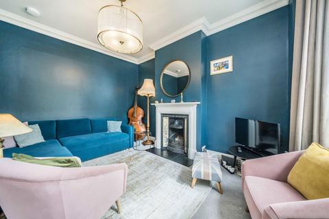 31 Boscombe Road, London, SW17 9JL
