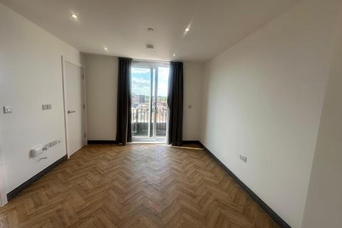 Studio to rent, Fleet Street, Leicester LE1