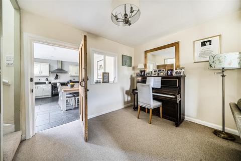 Picardy Church Road, Whimple, Exeter, EX5 2SZ