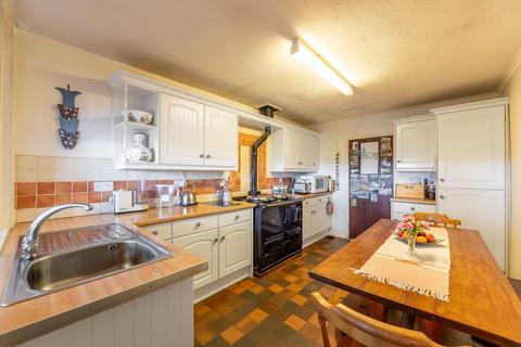 3 bedroom detached bungalow for sale, Newcastle Upon Tyne NE19