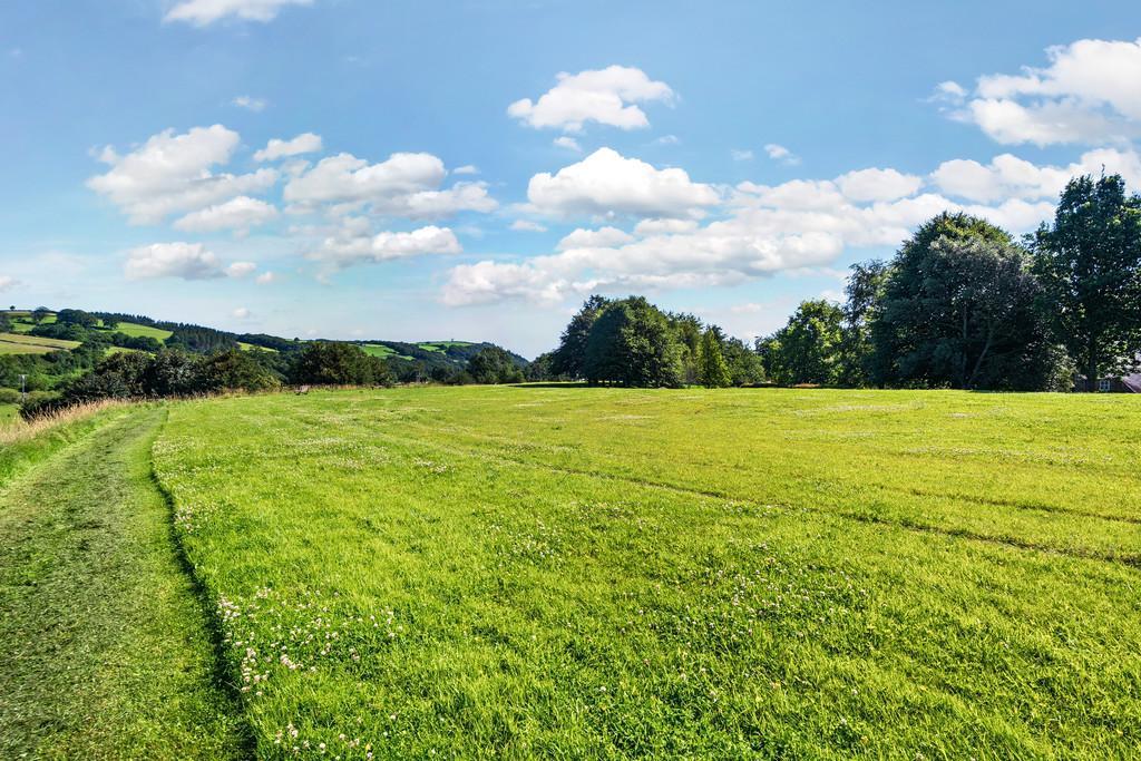 Gardens & Grounds