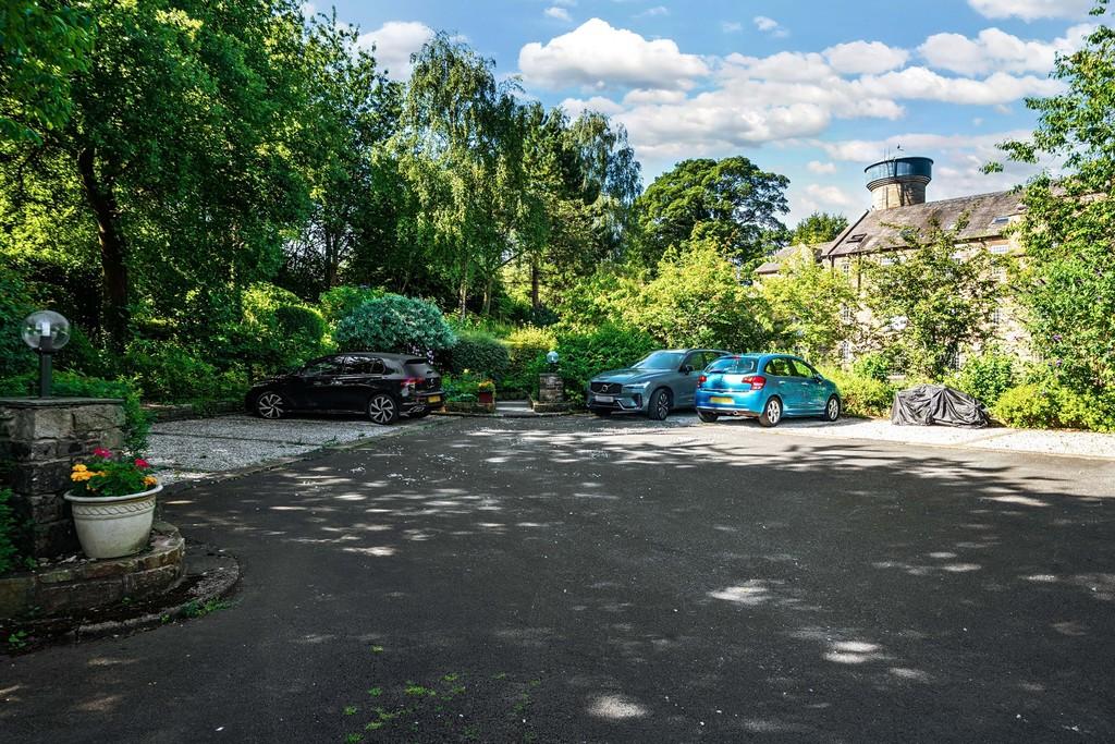 Gardens & Grounds