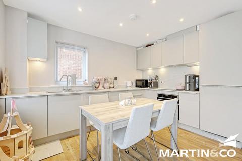 1 bedroom apartment for sale, Henry Shuttlewood Drive, Beaulieu, Chelmsford