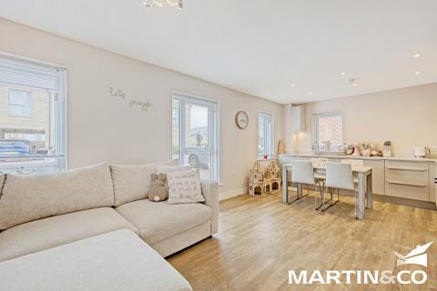 1 bedroom apartment for sale, Henry Shuttlewood Drive, Beaulieu, Chelmsford