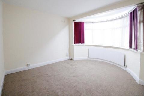 51 Kensington Drive, Woodford Green, IG8 8LW