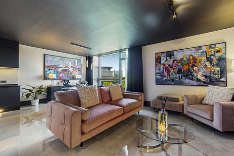 2 bedroom flat for sale, Mavisbank Gardens, Glasgow G51