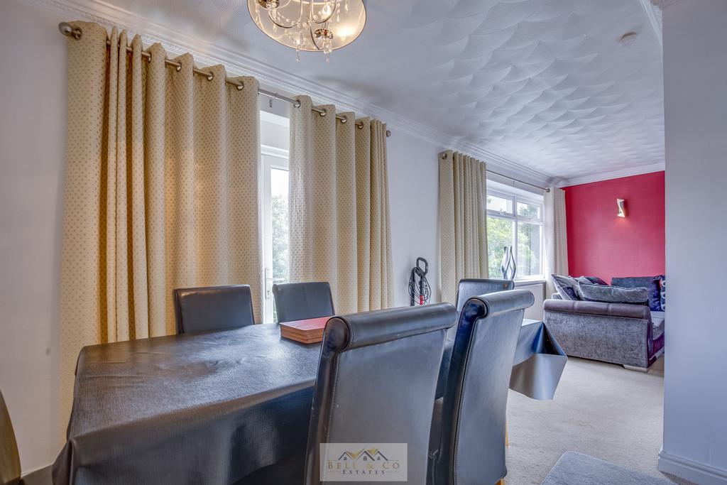 Dining area 1.2