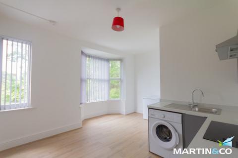 Studio to rent, Middleton Hall Road, Kings Norton, Birmingham