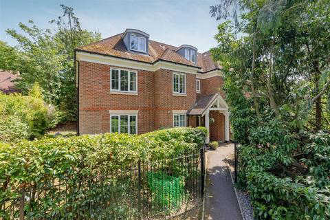 2 bedroom apartment for sale, Fairways, Sunningdale