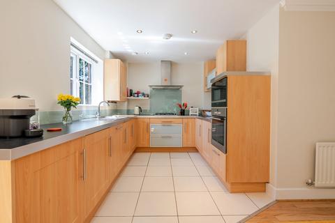 undefined, London Road, Sunningdale, SL5