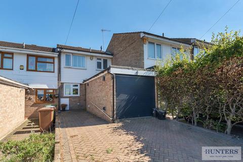 5 Monks Close, London, SE2 0QJ