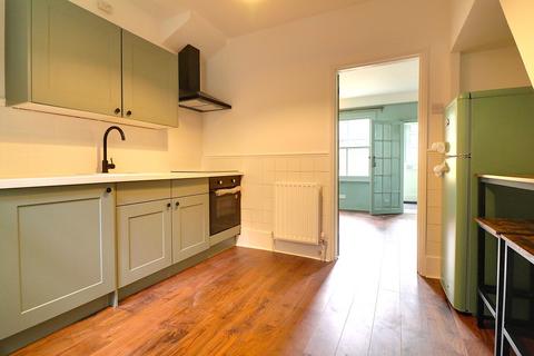 2 bedroom cottage to rent, Nursery Road, Bishop's Stortford, CM23