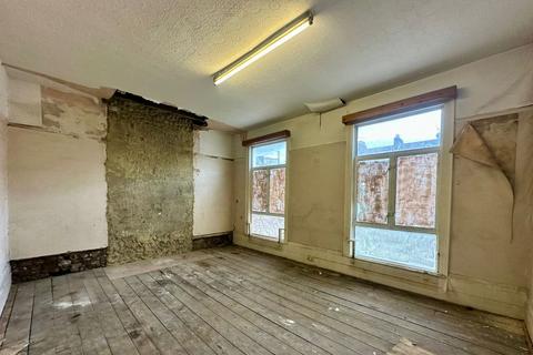 44 Tollington Road, London, N7 6PG