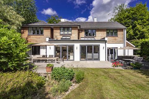 4 bedroom detached house for sale, High Corner, Pangbourne on Thames, RG8