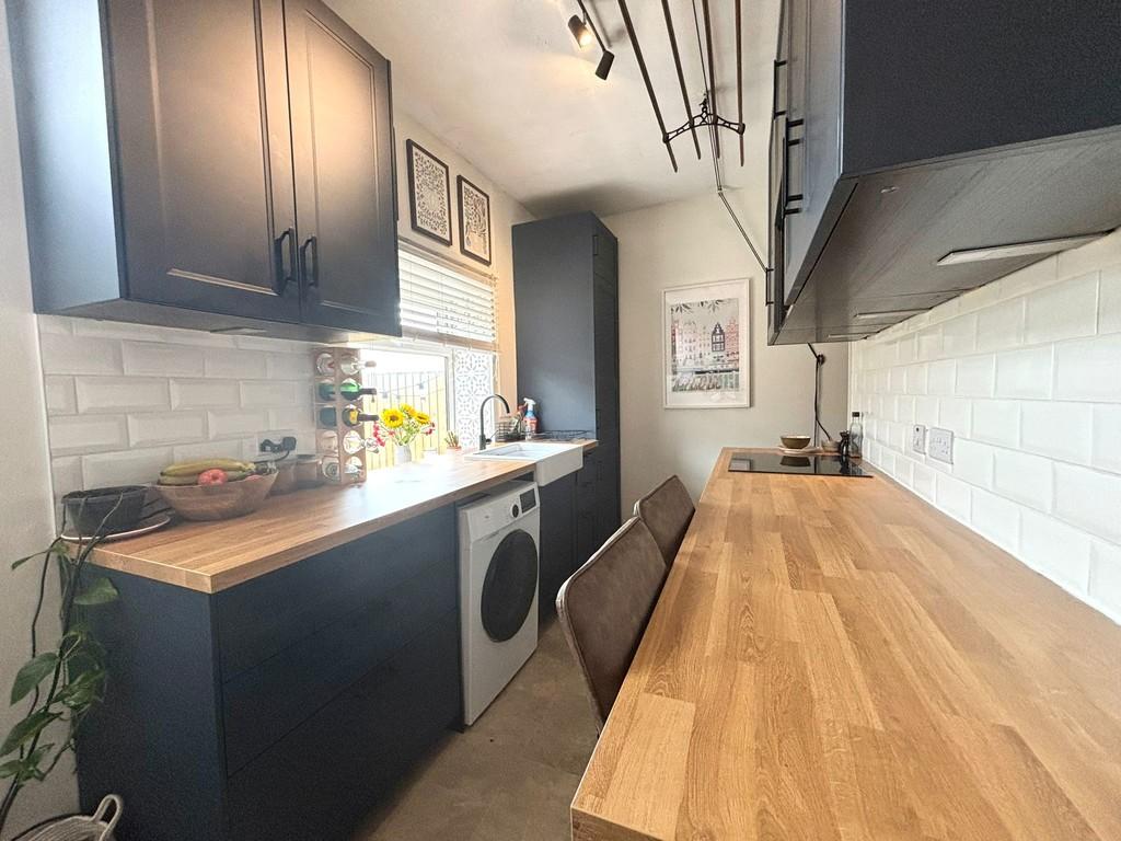 Kitchen 2