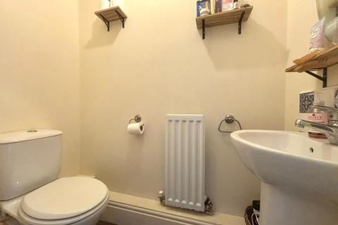 3 bedroom townhouse for sale, James Street, Thornton, Bradford