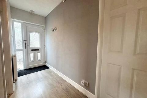14 Ryefield Avenue, Clayton, Bradford, BD14 6BJ