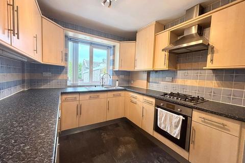 14 Ryefield Avenue, Clayton, Bradford, BD14 6BJ
