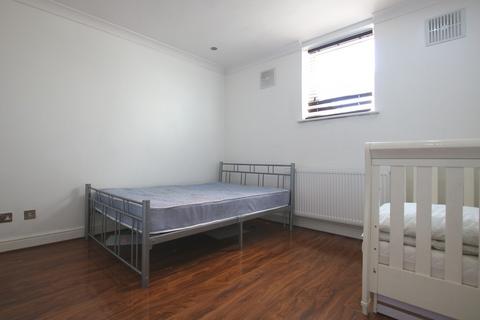 2 bedroom flat to rent, Villiers Road, Willesden