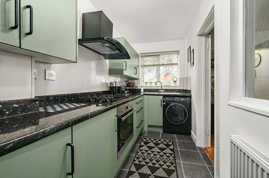 15 Shaftesbury Mount (8)