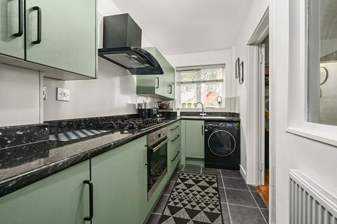 undefined, Shaftesbury Mount, Camberley GU17