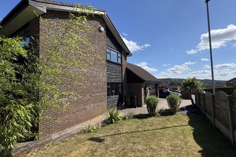 20 Apple Tree Close, Bromyard, HR7 4UL