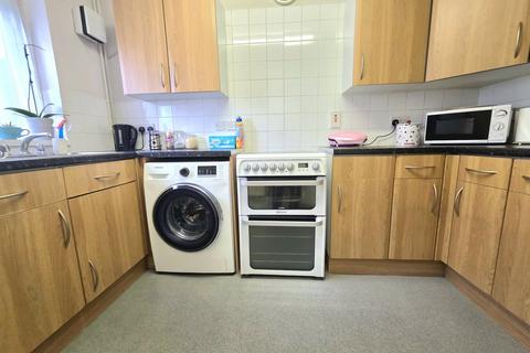 1 bedroom ground floor flat for sale, Astall Close, Harrow