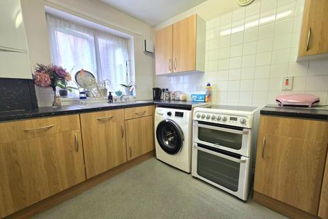 1 bedroom ground floor flat for sale, Astall Close, Harrow