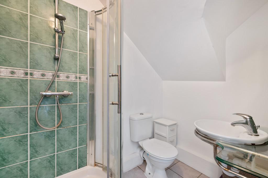 100320254 WWHRS FFF 24 Cavendish Road N4 1 RT 018