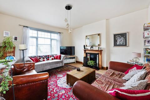 3 bedroom apartment for sale, Cavendish Road, London N4