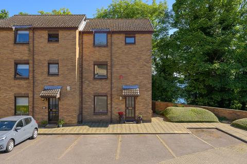 3 bedroom end of terrace house for sale, The Kyles, Kirkcaldy, KY1