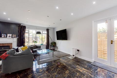 4 bedroom detached house for sale, Conifer Close, Orpington BR6