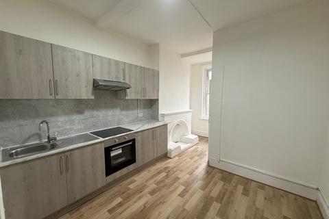 2 bedroom flat to rent, Barking Road, E13 8EE