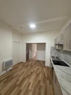 2 bedroom flat to rent, Barking Road, E13 8EE