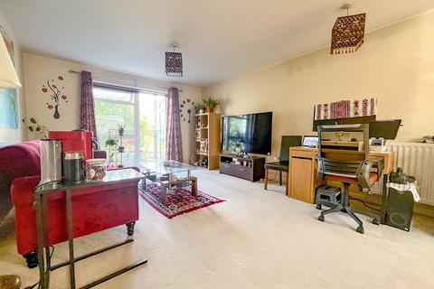 2 bedroom apartment for sale, Wood Street, Patchway, Bristol, Gloucestershire, BS34
