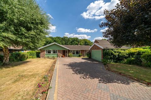 4 bedroom detached bungalow for sale, Woodland Rise, Studham, LU6 2PF