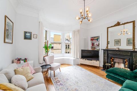 3 bedroom apartment to rent, Bruntsfield Gardens, Midlothian EH10