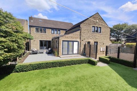 5 bedroom detached house for sale, Southedge Close, Hipperholme HX3