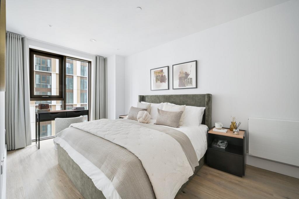 Apartment in Canary Wharf - View 4
