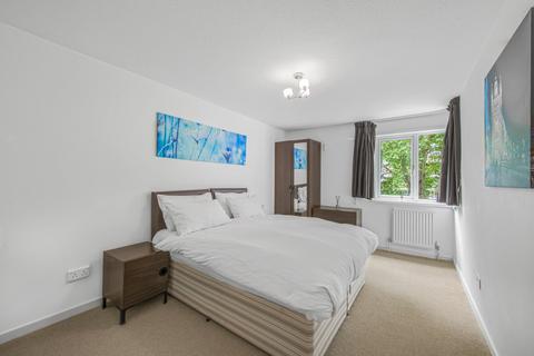 3 bedroom flat for sale, Dudley Court, 36 Endell Street, London