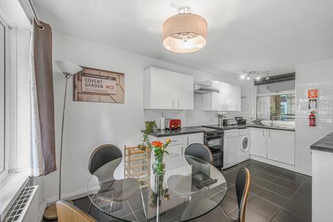3 bedroom flat for sale, Dudley Court, 36 Endell Street, London