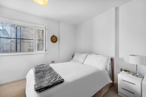 undefined, Island Apartments, 30 Coleman Fields, London