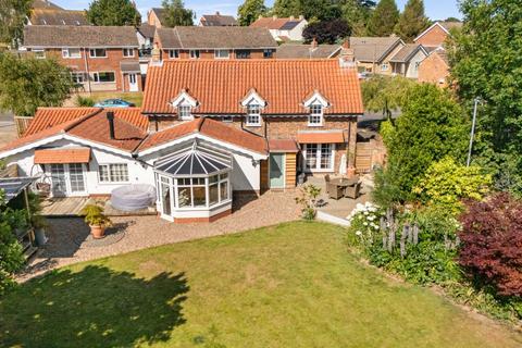 4 bedroom detached house for sale, Maple Avenue, Keelby, N E Lincolnshire, DN41