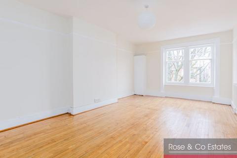 1 bedroom flat for sale, Greencroft Gardens, South Hampstead, London